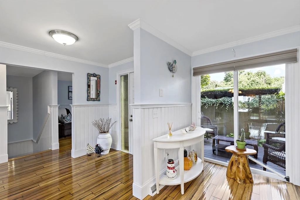 24 Ships View Ter, Buzzards Bay