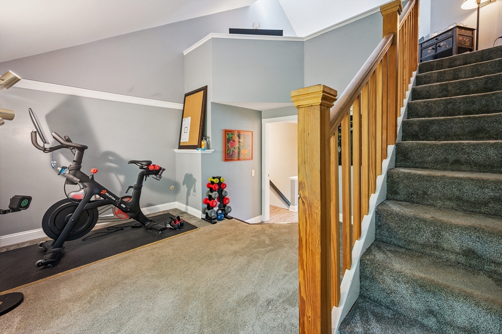 330 Sterling St, West Boylston