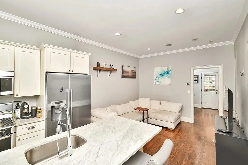 254 Bowen St, South Boston