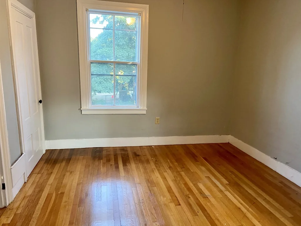 10 Cushman St, Downtown