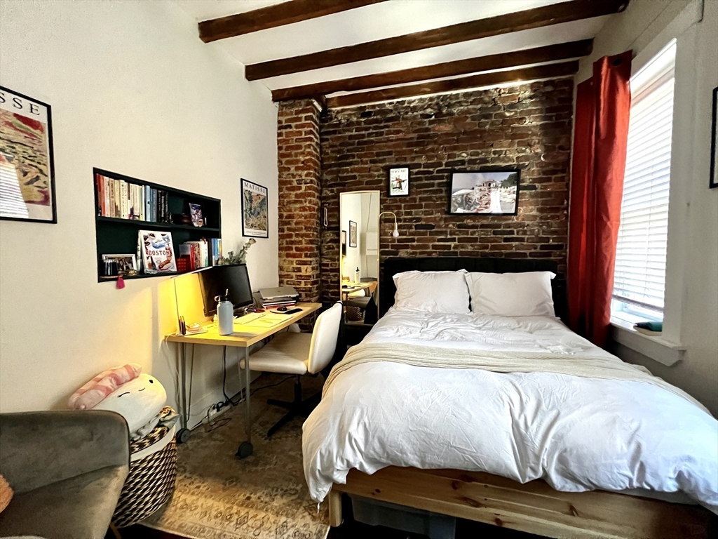 10 Henchman St, North End