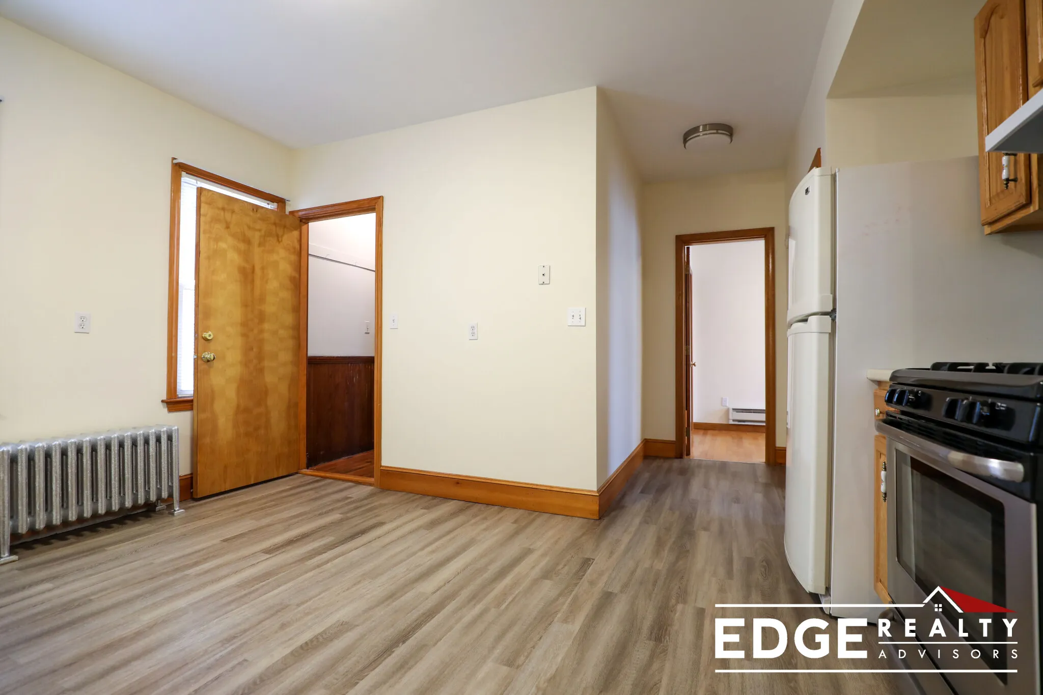 12 Montcalm Ave, Oak Square