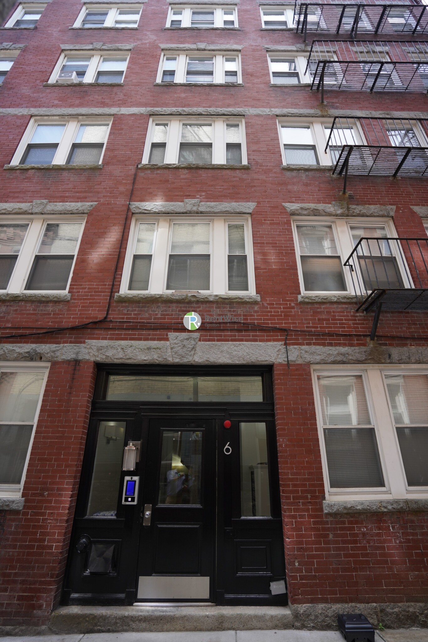 6 Cleveland Pl, North End