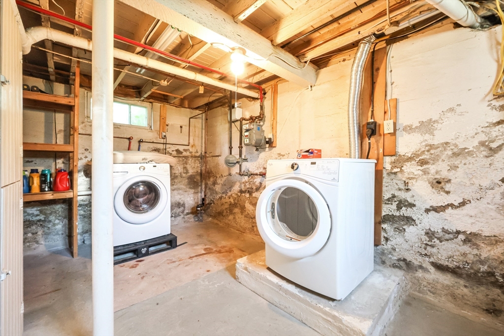 60 Verndale Ave, Attleboro