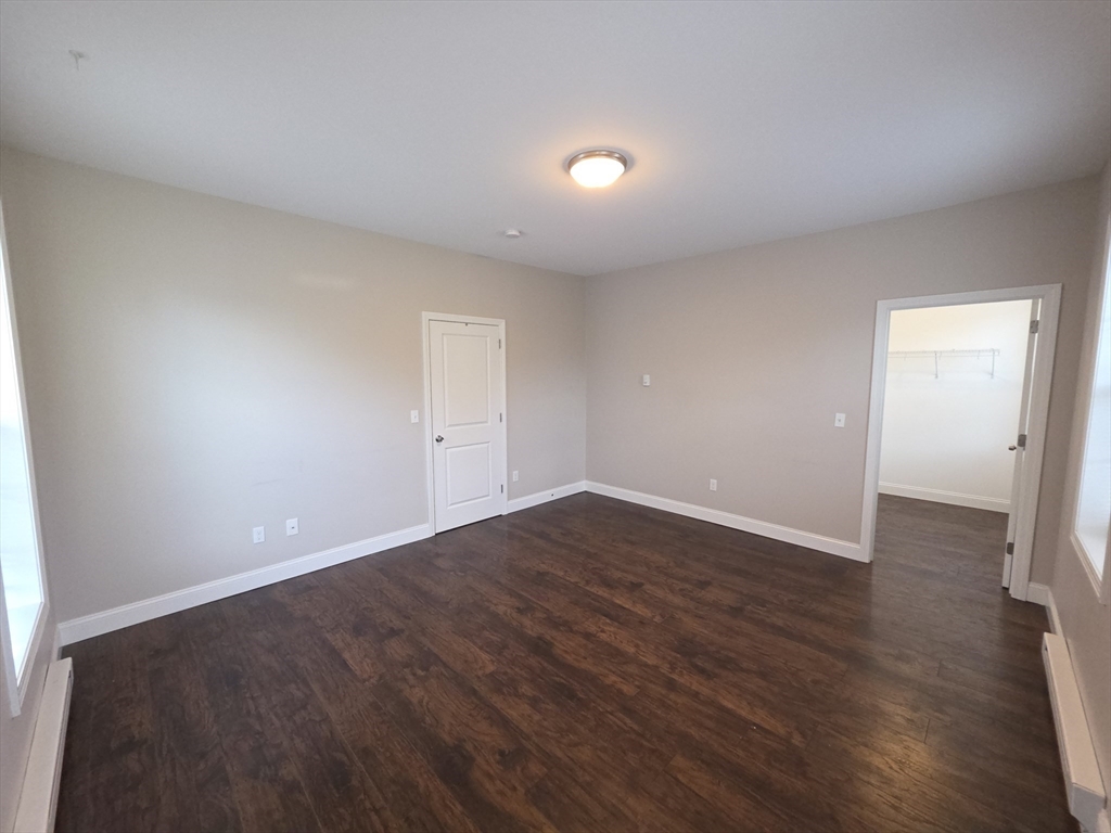 25 Brown Ave, Holyoke