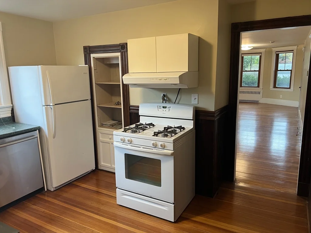 24-26 Marshall St, Medford