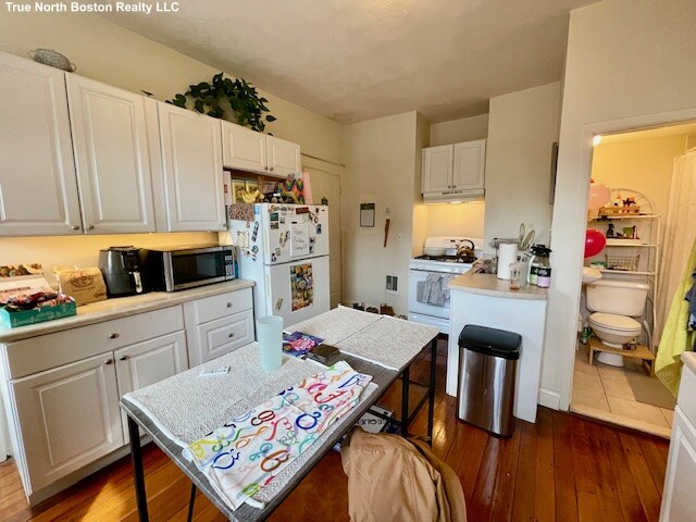 37 Tileston St, North End