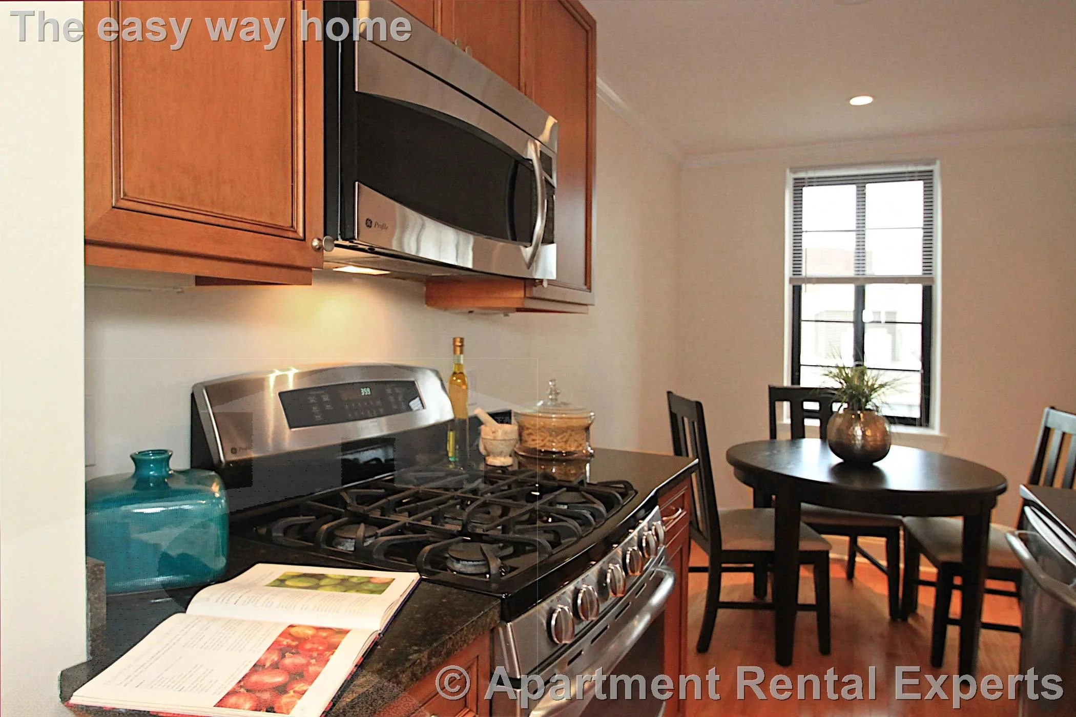 60 Brattle St, Harvard Square