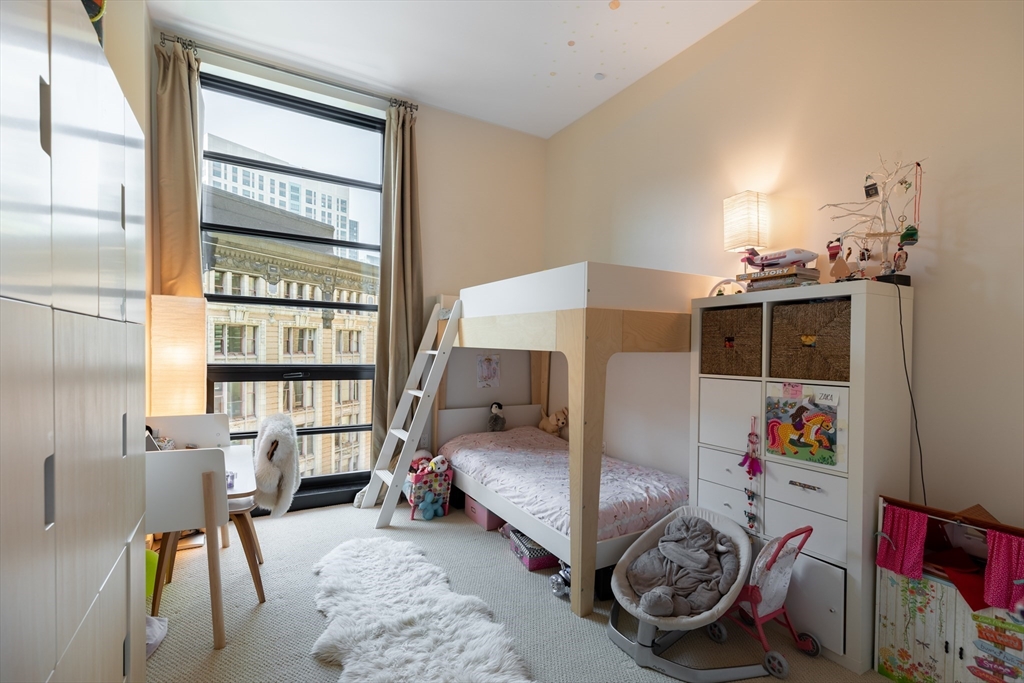 580 Washington St, Midtown