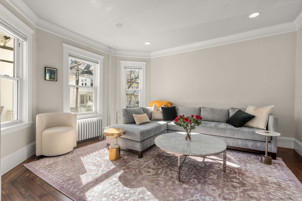 84 Pearson Rd, Tufts