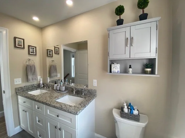 152 W Main St, Millbury