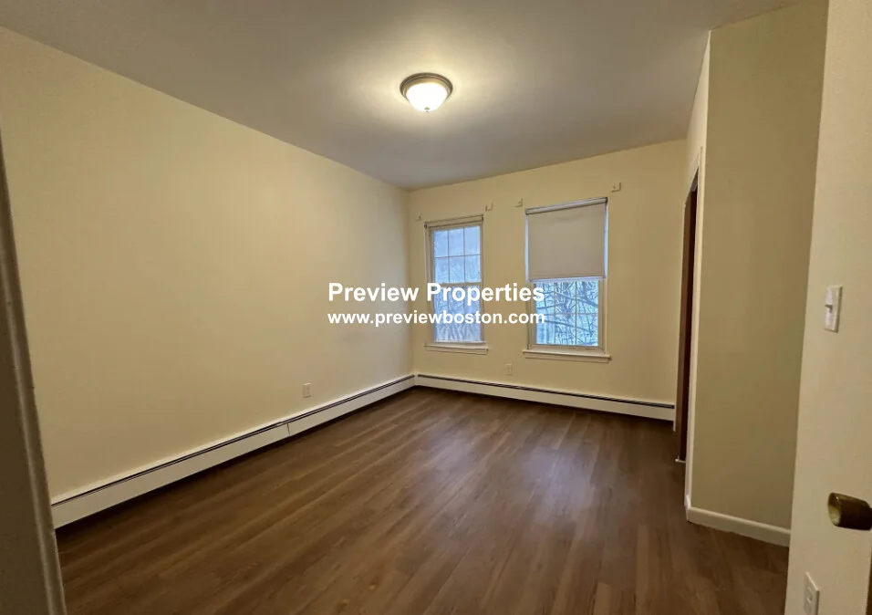 50 South Huntington Ave, Jamaica Plain