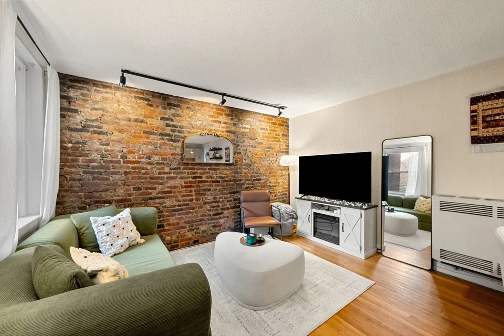 10 Henchman St, North End