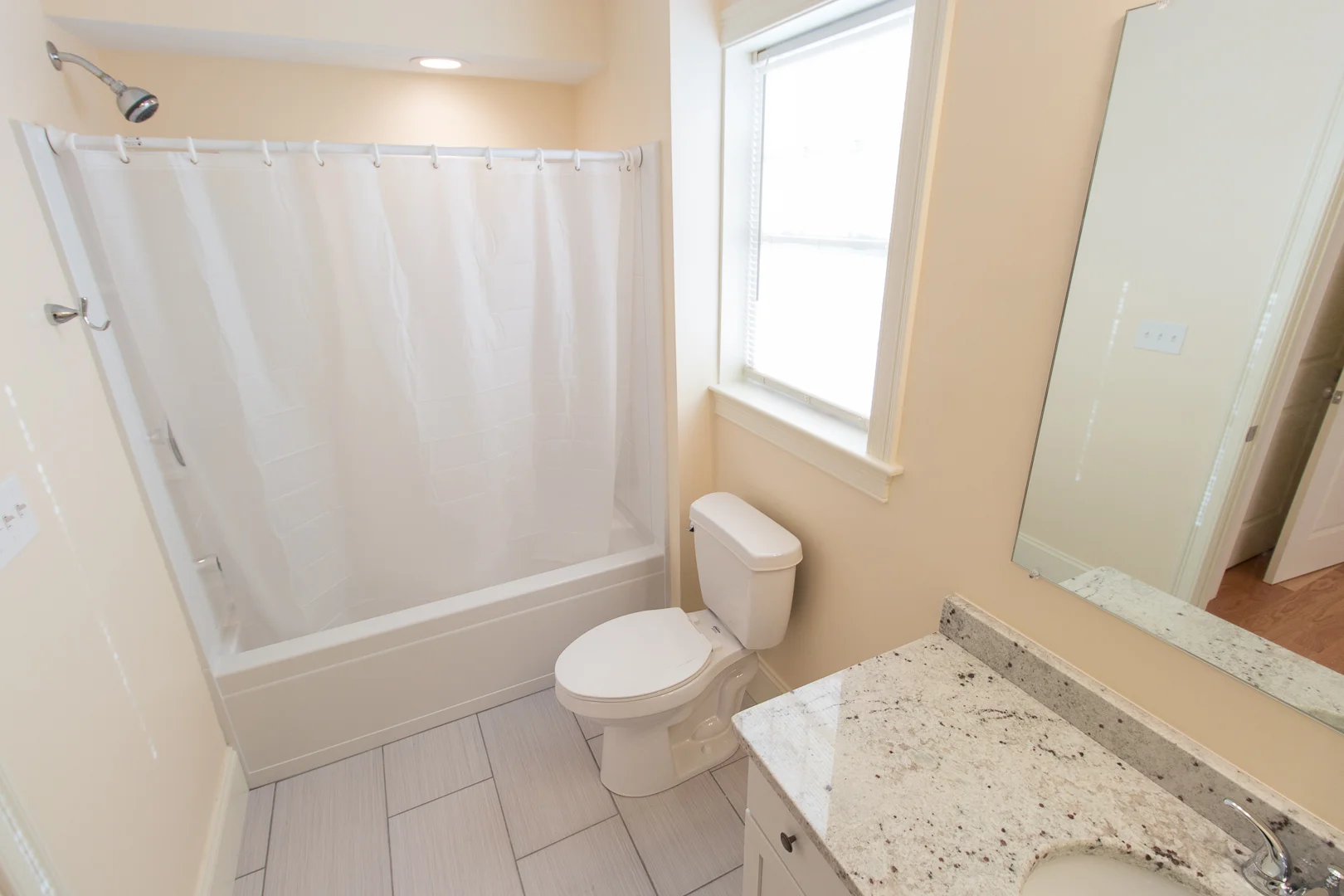 5165 Washington St, West Roxbury