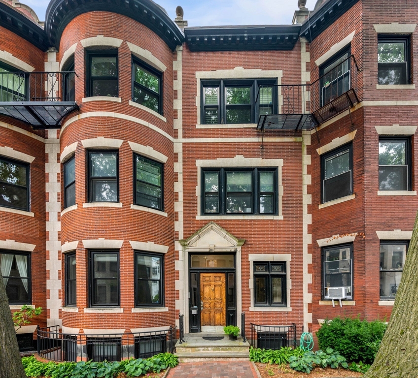 12 Keswick St, Fenway