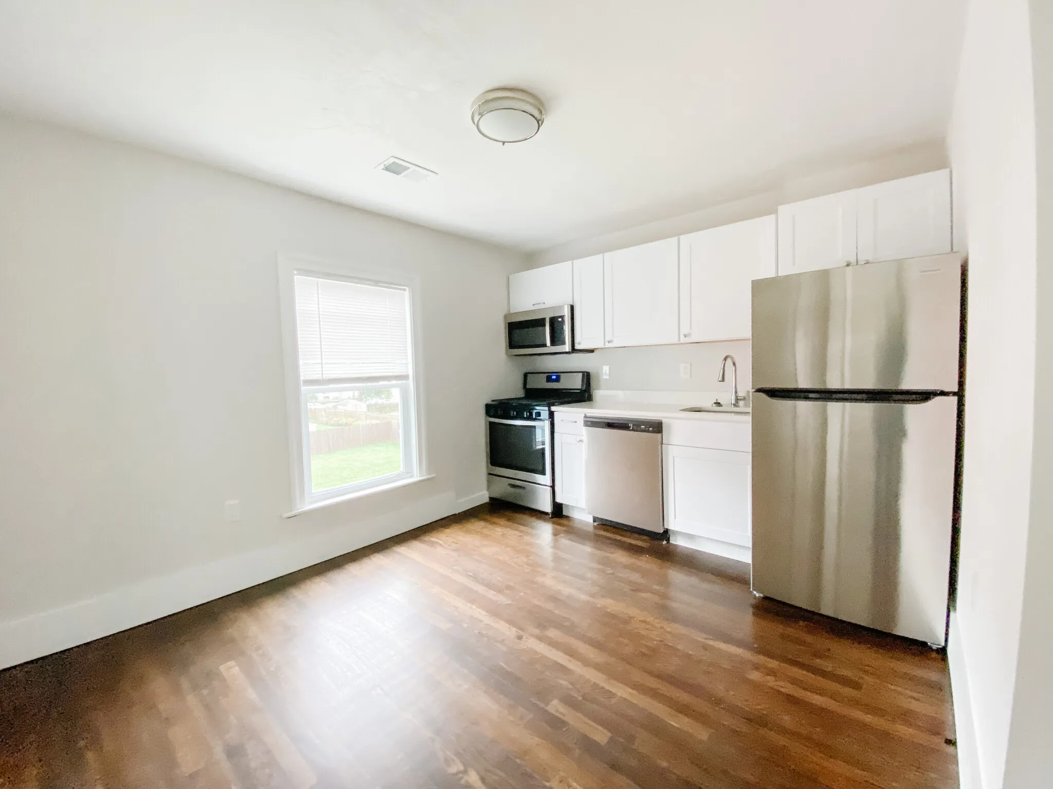 203 Atlantic St, North Quincy