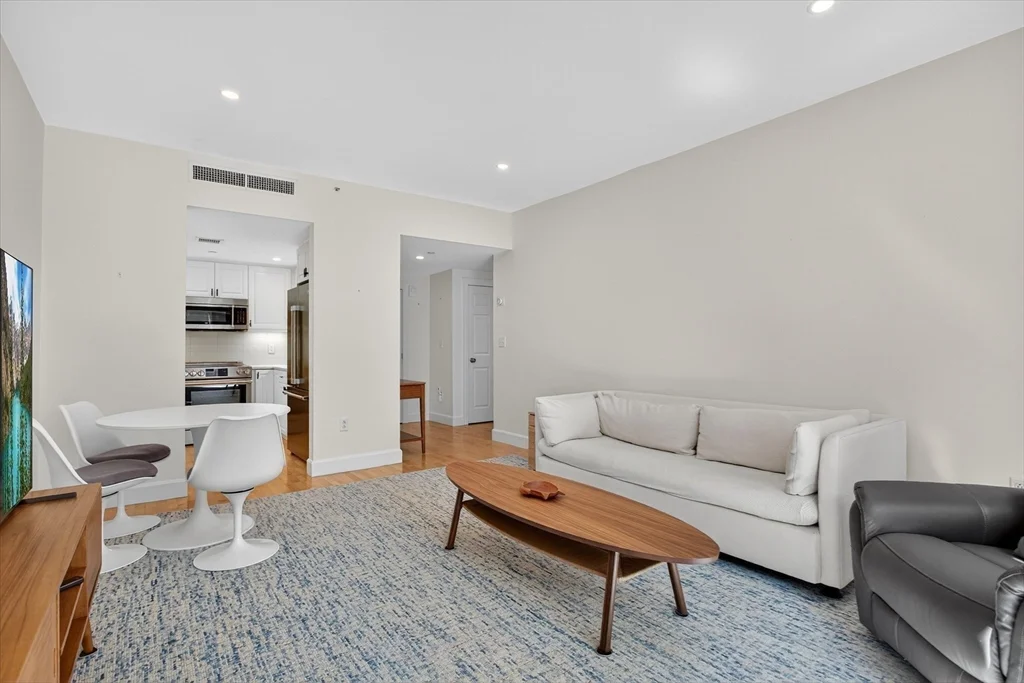 10 Bowdoin St, Beacon Hill