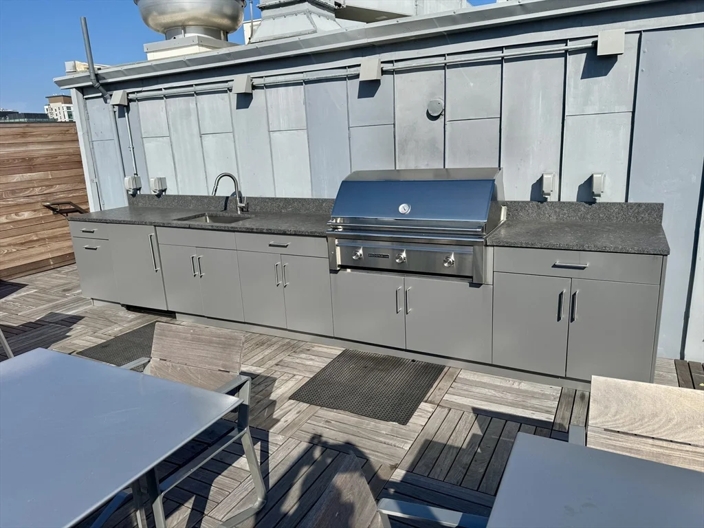 485 Harrison Ave, South End