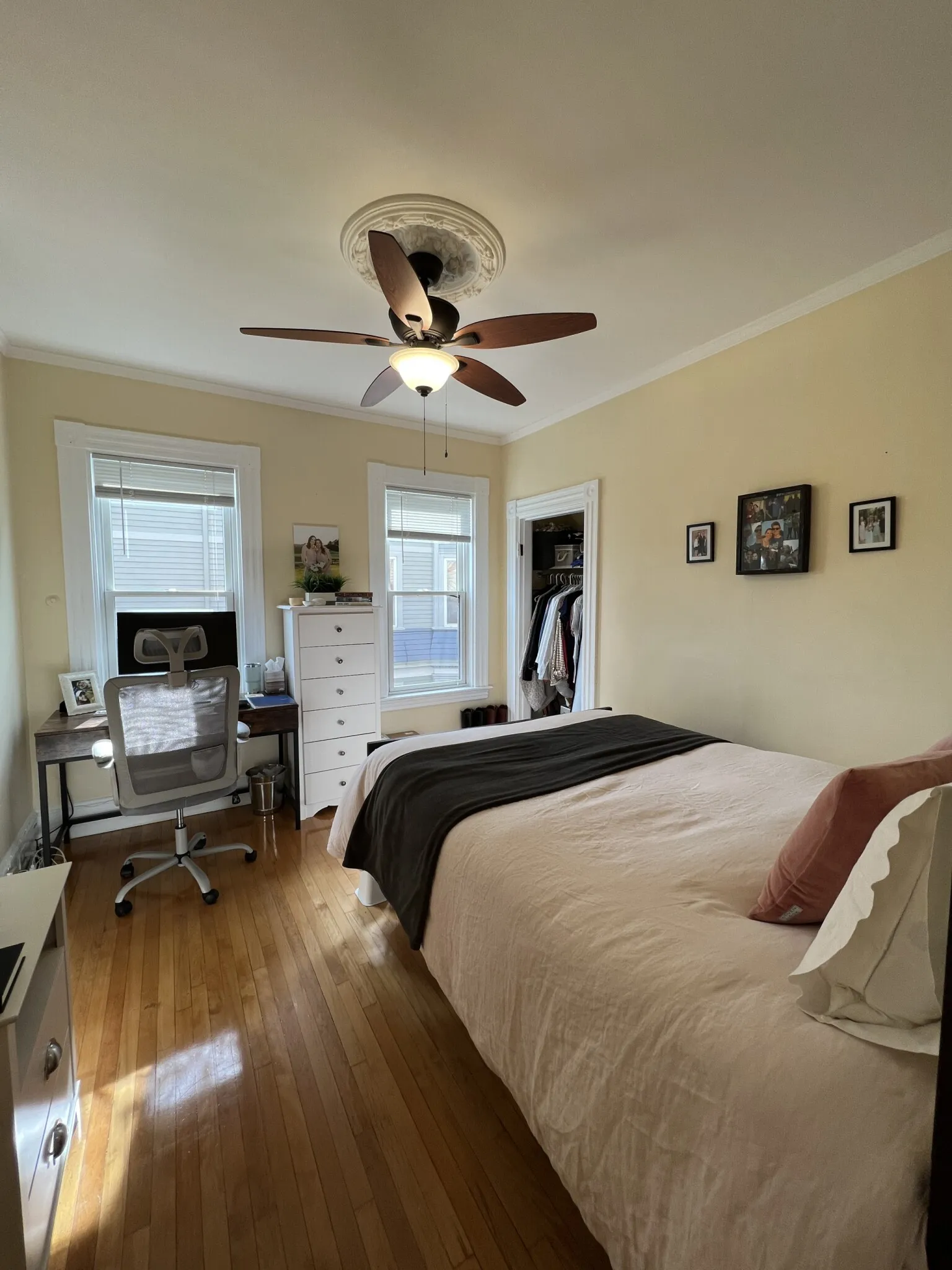 176 Elm St, North Cambridge