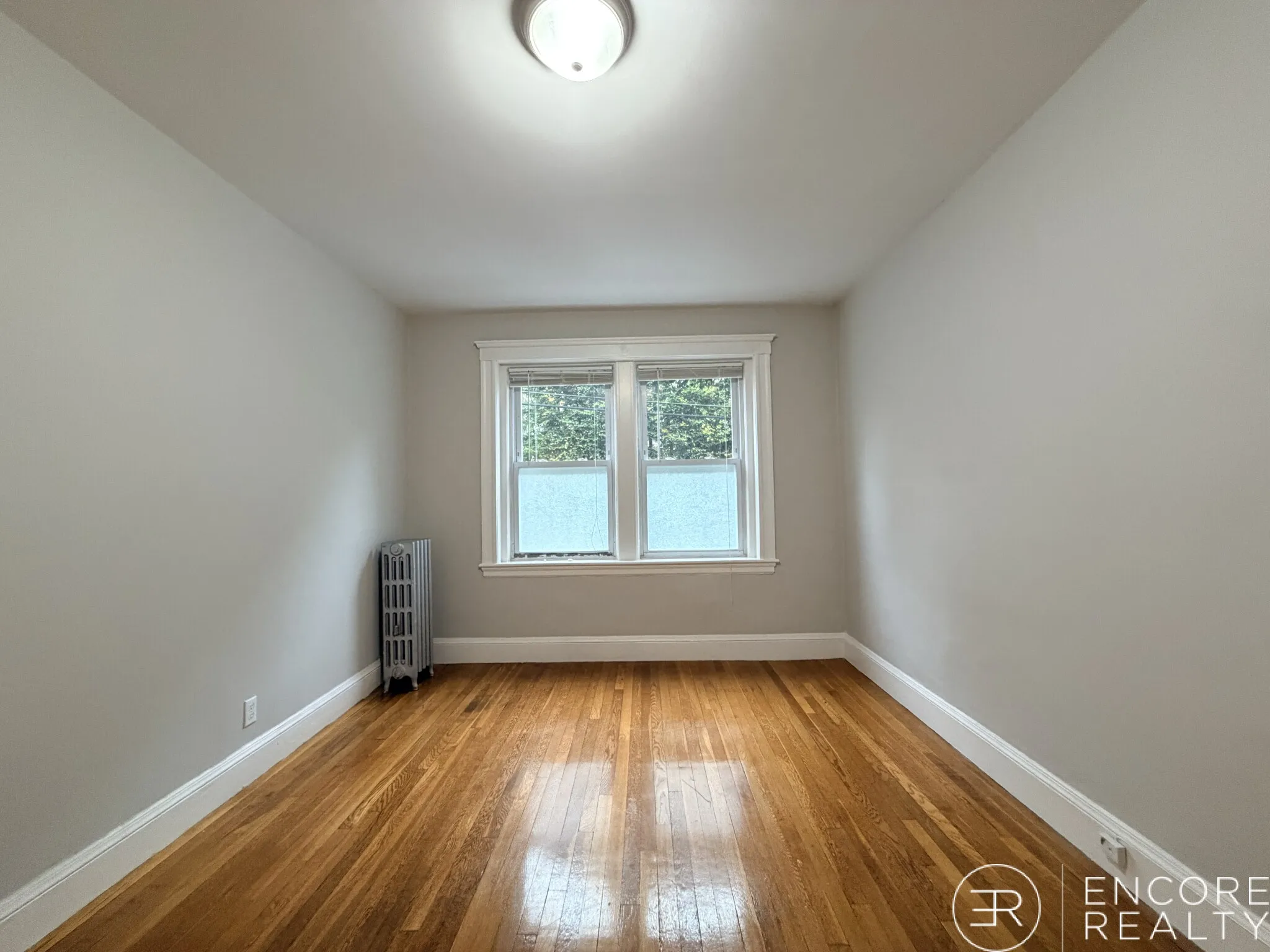 1 Gray St, Neighborhood Nine