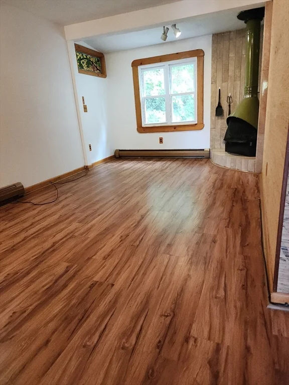 586 Franklin St, Worcester