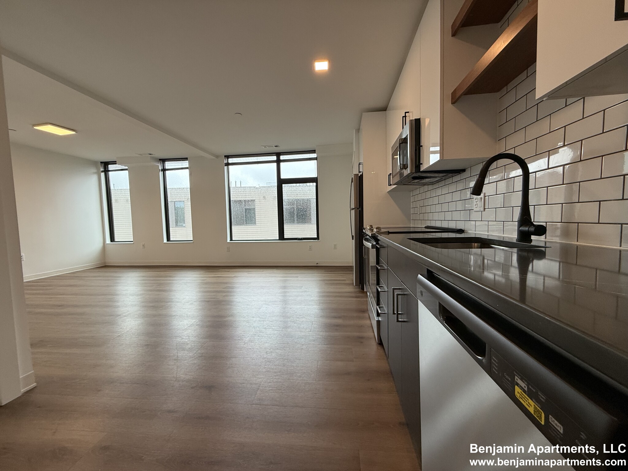 89 Brighton Ave, Allston