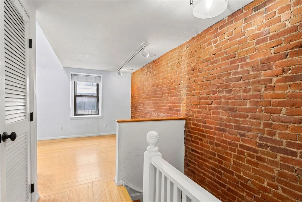 148 F St, South Boston