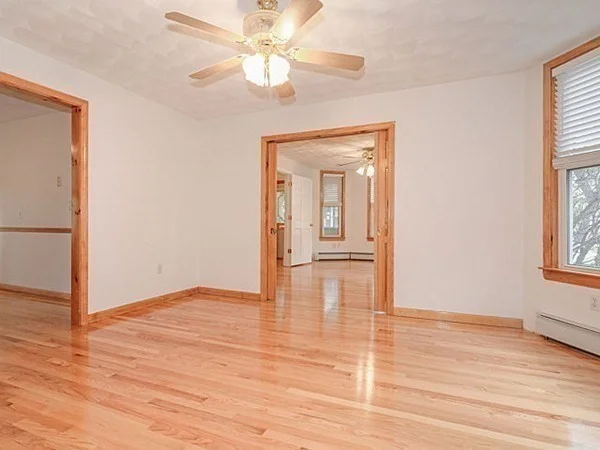 24 Burnside Ave, Spring Hill