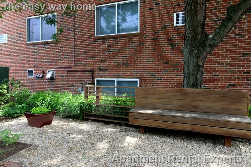 70 Park St, Ward Two