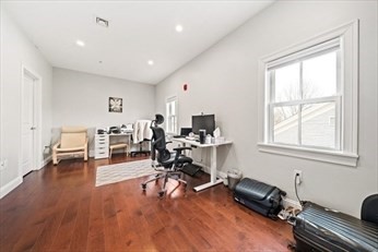 1701 Masschusetts, Baldwin