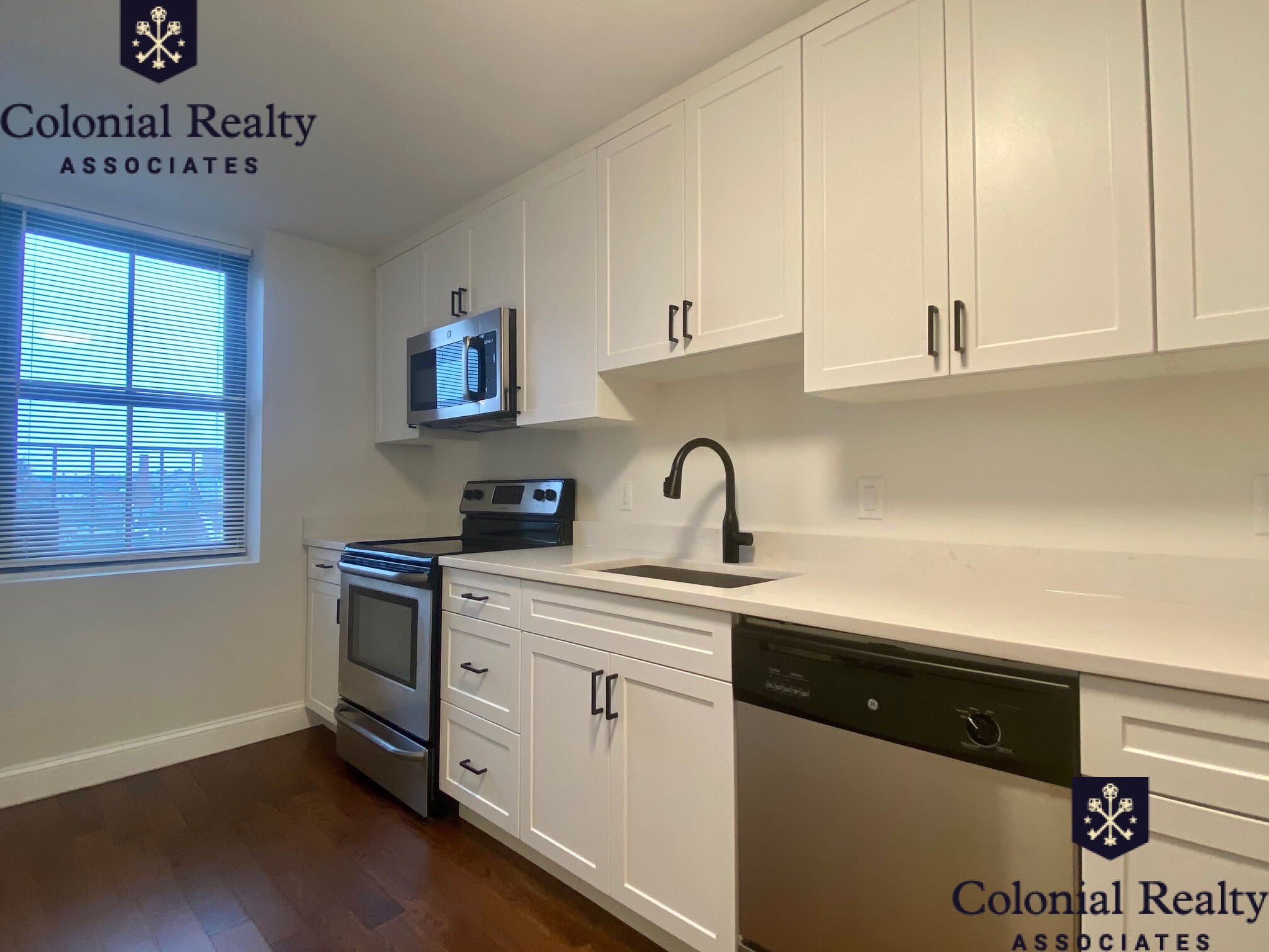 523 Massachusetts Ave, South End