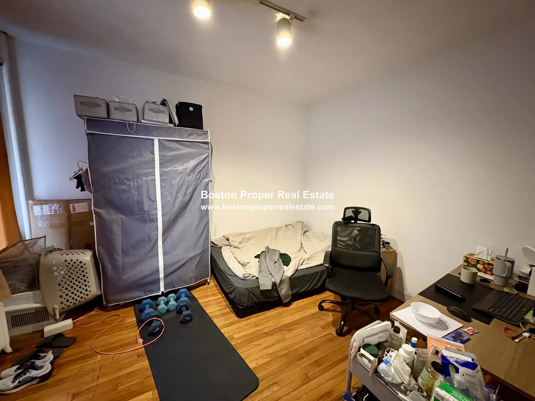 60 Queensberry St, Fenway