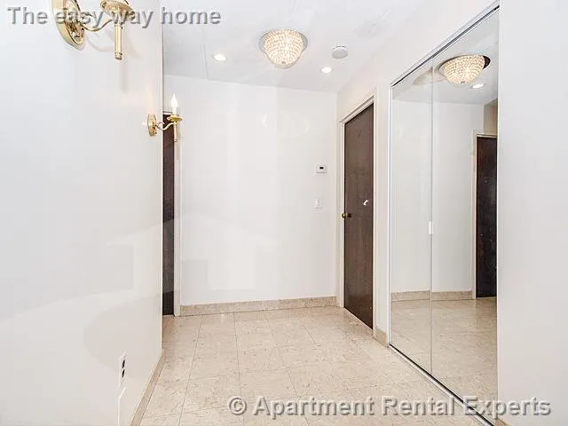 31 Harris St, Other