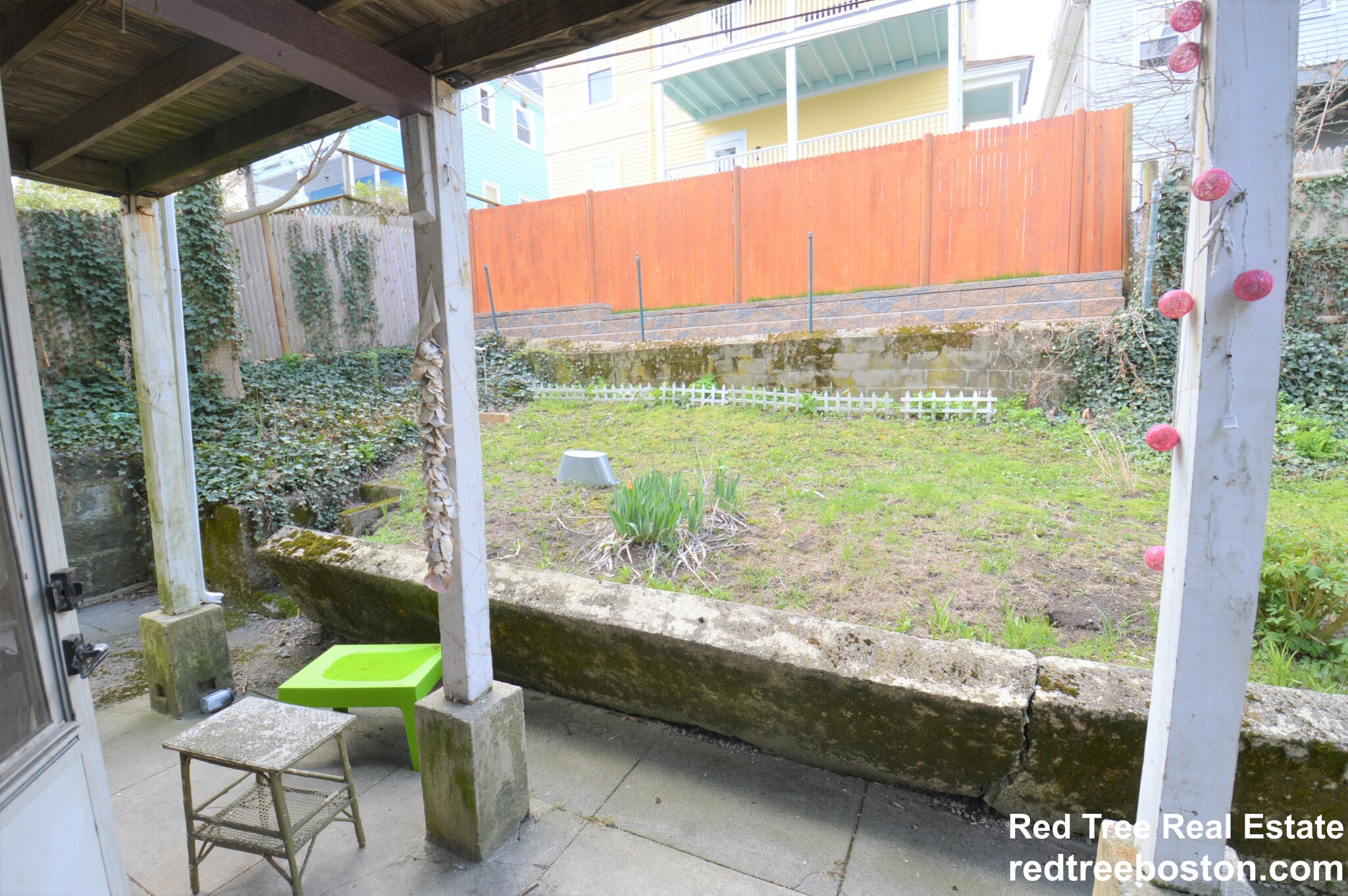 69 Woodlawn St, Jamaica Plain