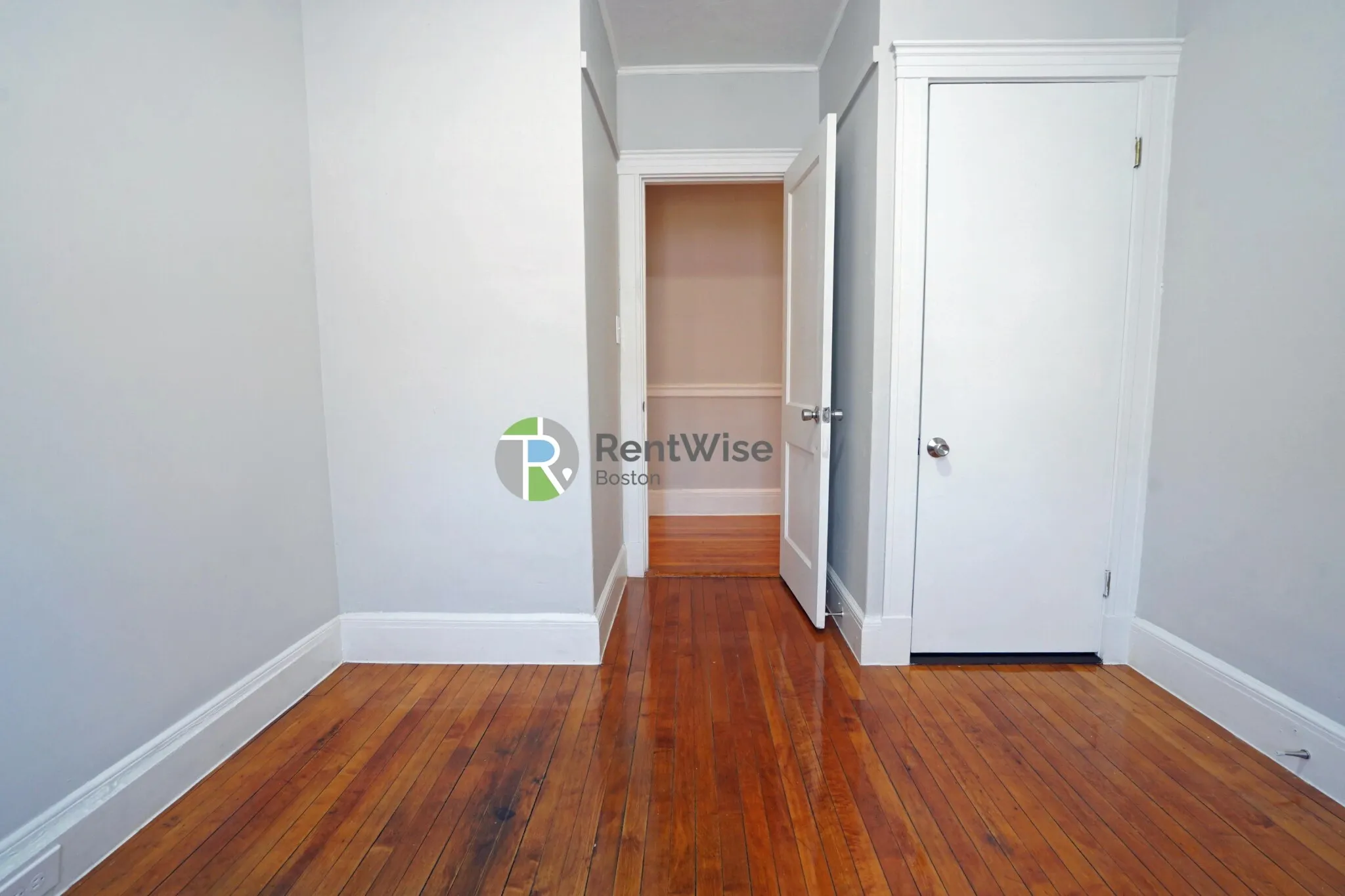 90 Cypress St, Emerson Gardens