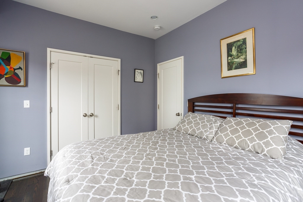 350 West Broadway, South Boston