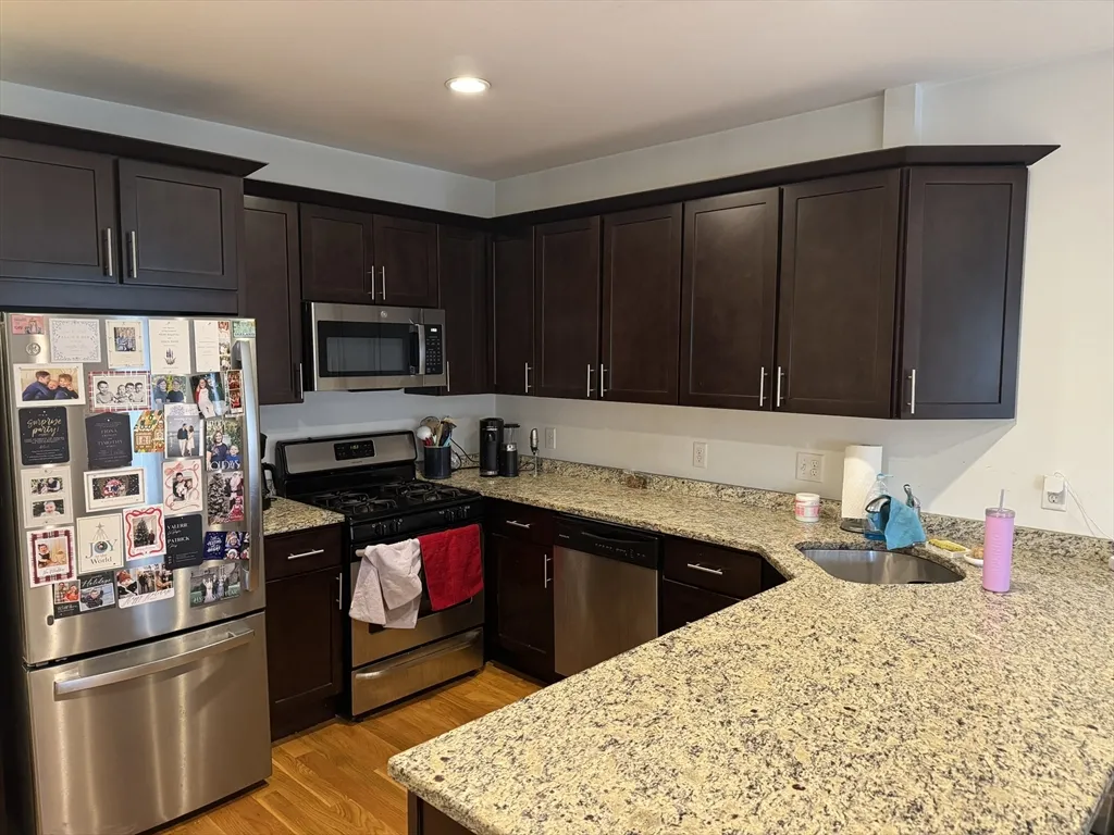 28 Howell St, Dorchester