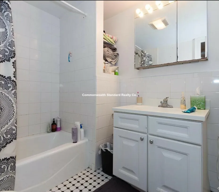 23 Glenville Ave, Allston