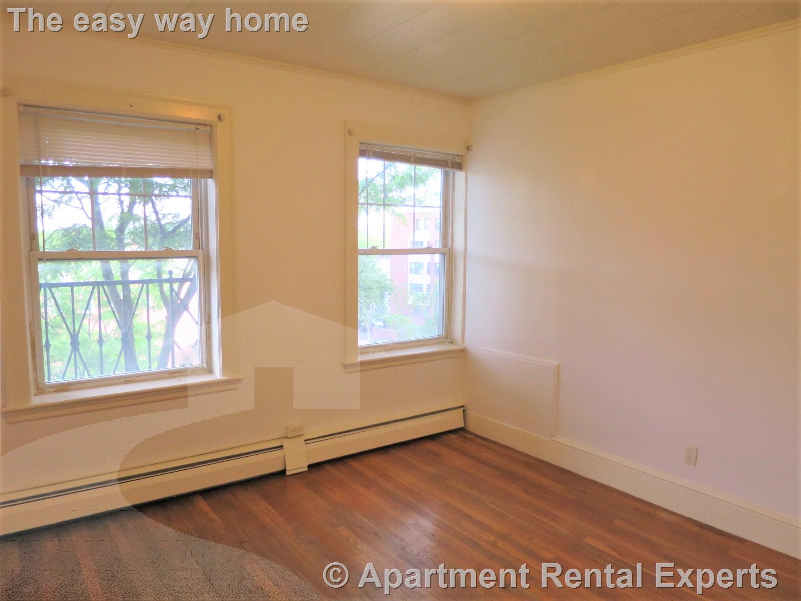 36 College Ave, Davis Square