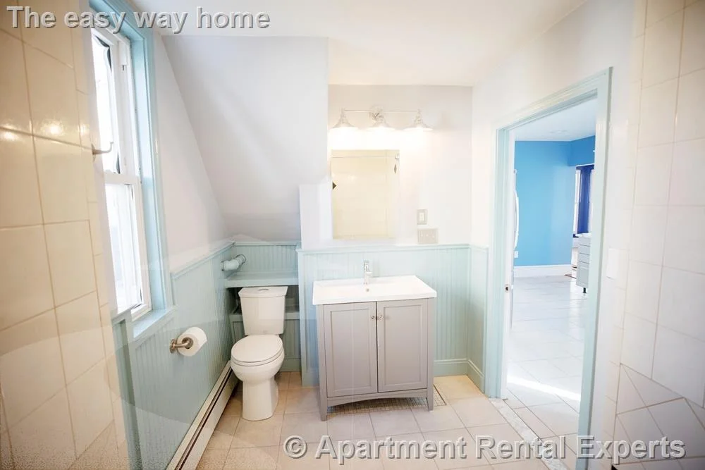 31-33 High St, Malden Center