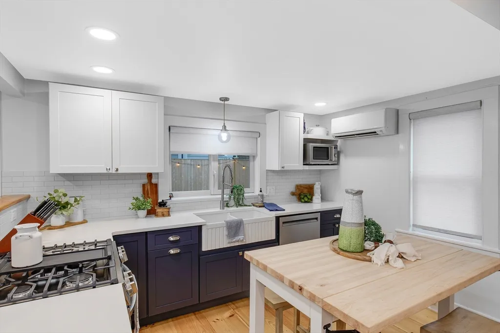 7 Summer St, Newburyport