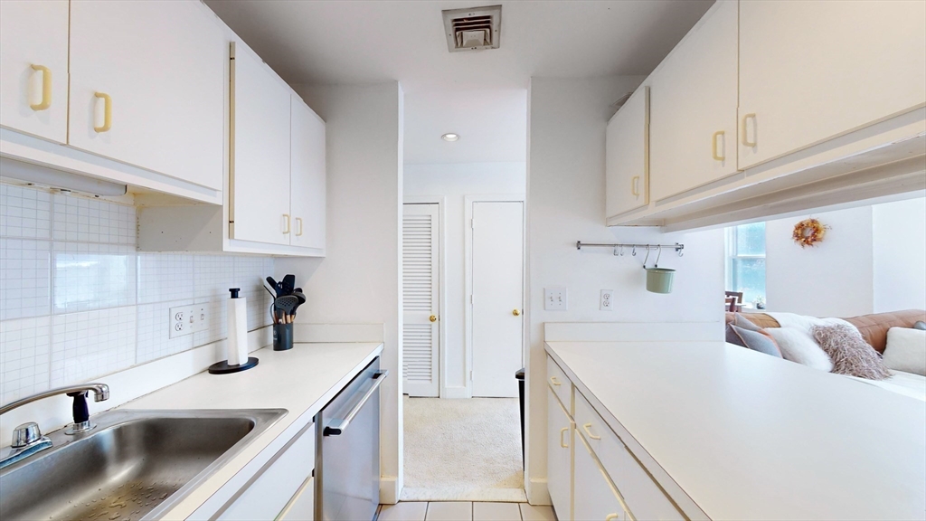 427 Marlborough St, Back Bay