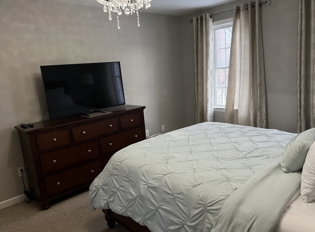 21 Shubert Rd, East Weymouth