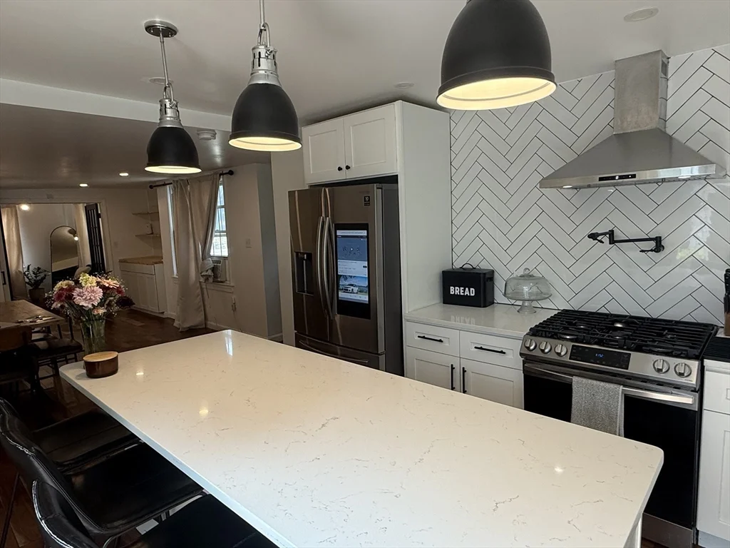 22 Linwood St, Holbrook