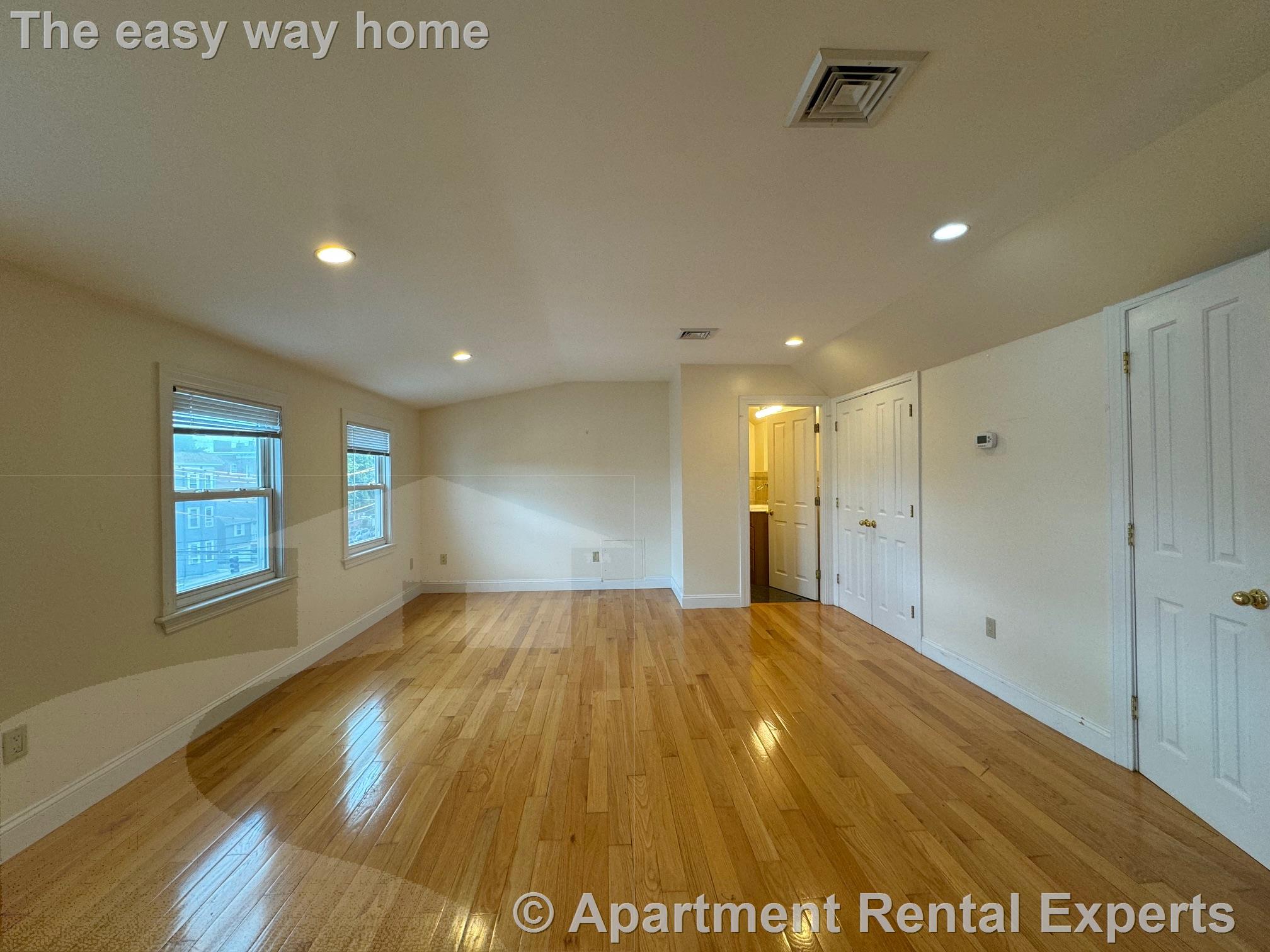 69 School St, Union Square