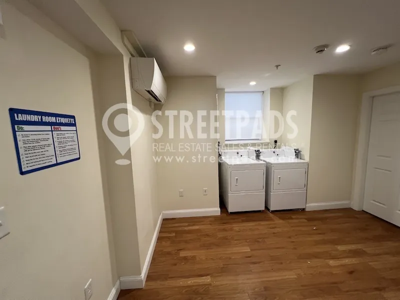 379 Harvard St, Mid-Cambridge