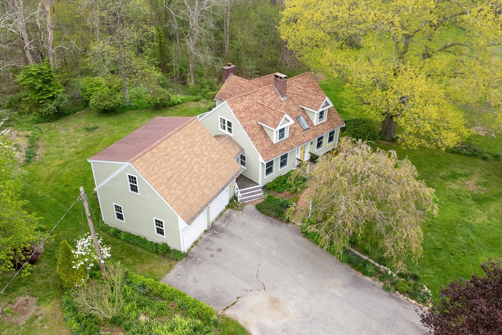 50 Mill Ln, Cohasset