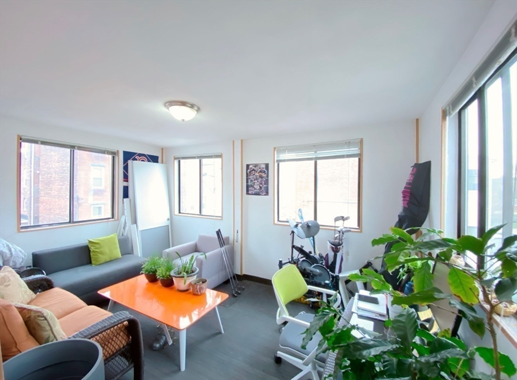 149 Cottage, East Boston