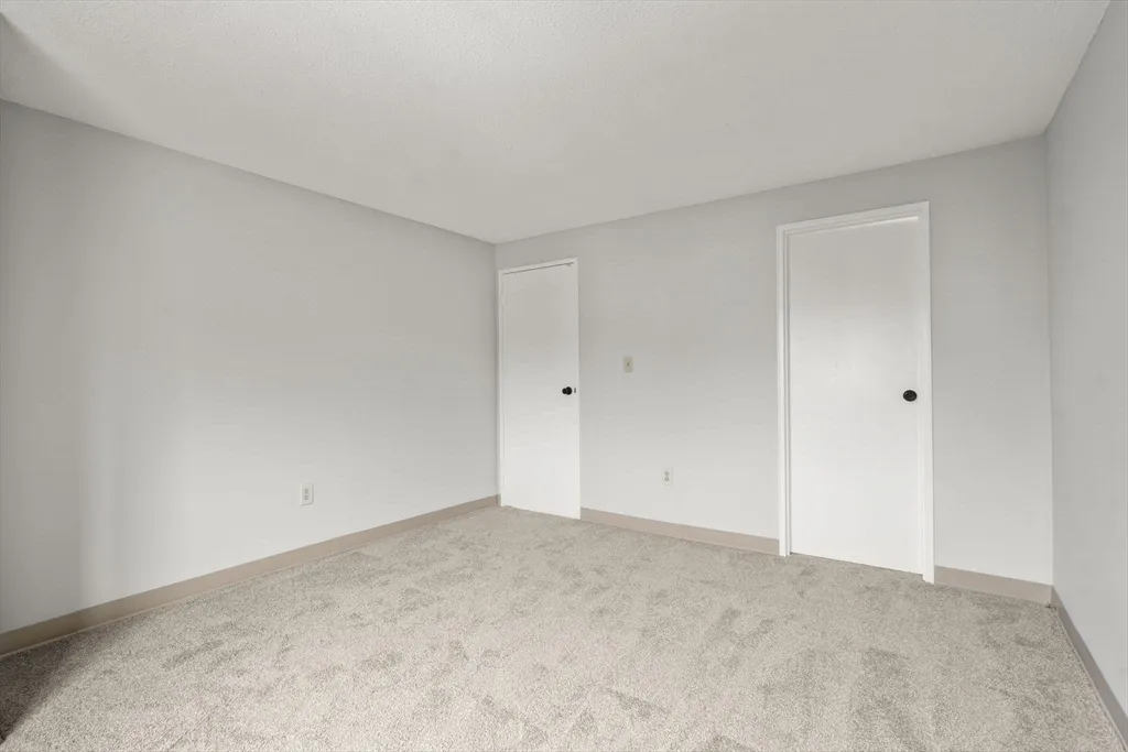 11 Silver Hill Ln, Natick