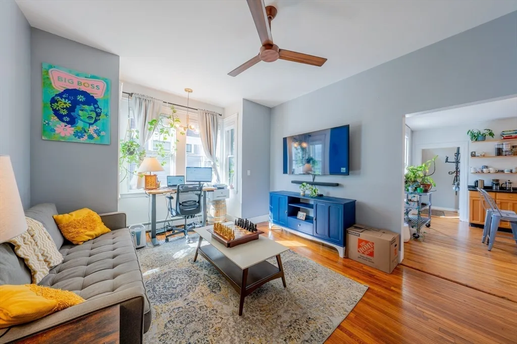 77 Columbus Ave, Prospect Hill